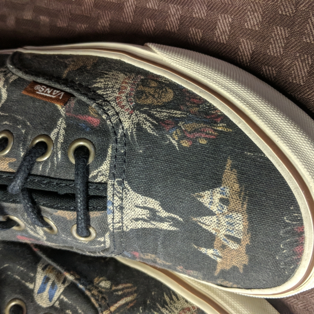 Vans - Picture 5 of 15